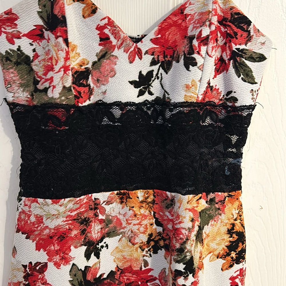 Juju & b Women’s Dress Size S‎ Floral Lace Midriff Cocktail Party, Club - Picture 2 of 6